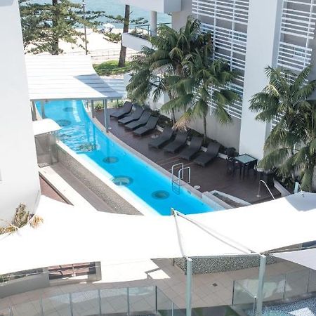 Rumba Beach Resort Καλούντρα Εξωτερικό φωτογραφία The pool at the hotel